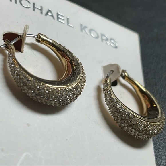 Michael Kors GOLD BRILLIANCE STATEMENT Pave' Hoop Earrings ORIGINALLY $115 - Picture 4 of 9
